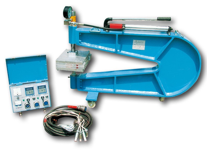 93f9be0efcd467d9eeb2352ce3a17129.jpg 巨航機(jī)械與膠帶-202126-2.jpg